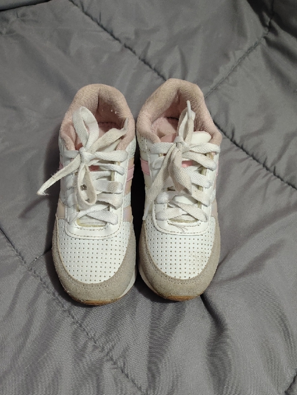 Nautica White and Light Pink Girls Athletic Sneakers - Picture 2 of 7